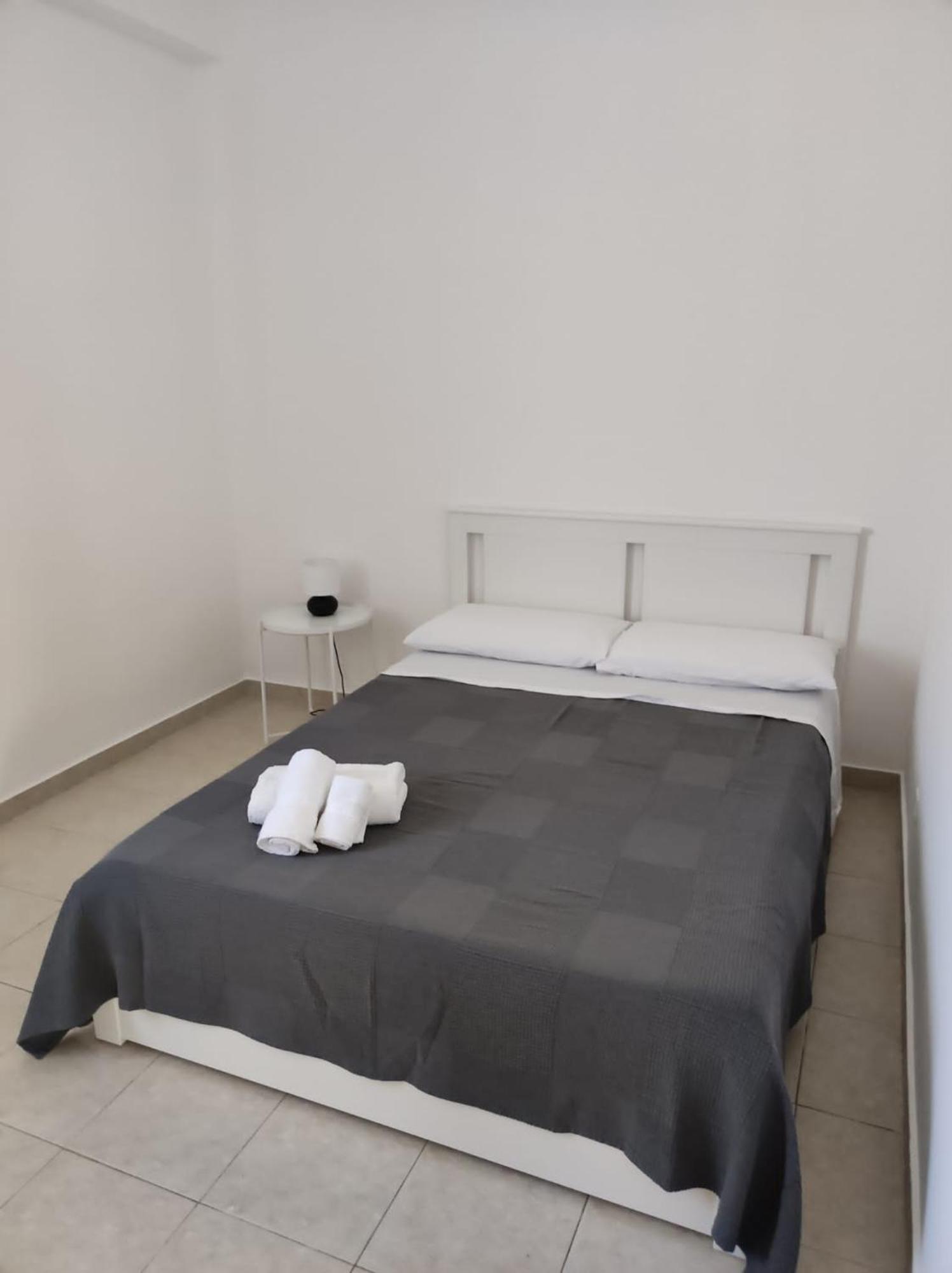 E&S Apartment Siraküza Dış mekan fotoğraf